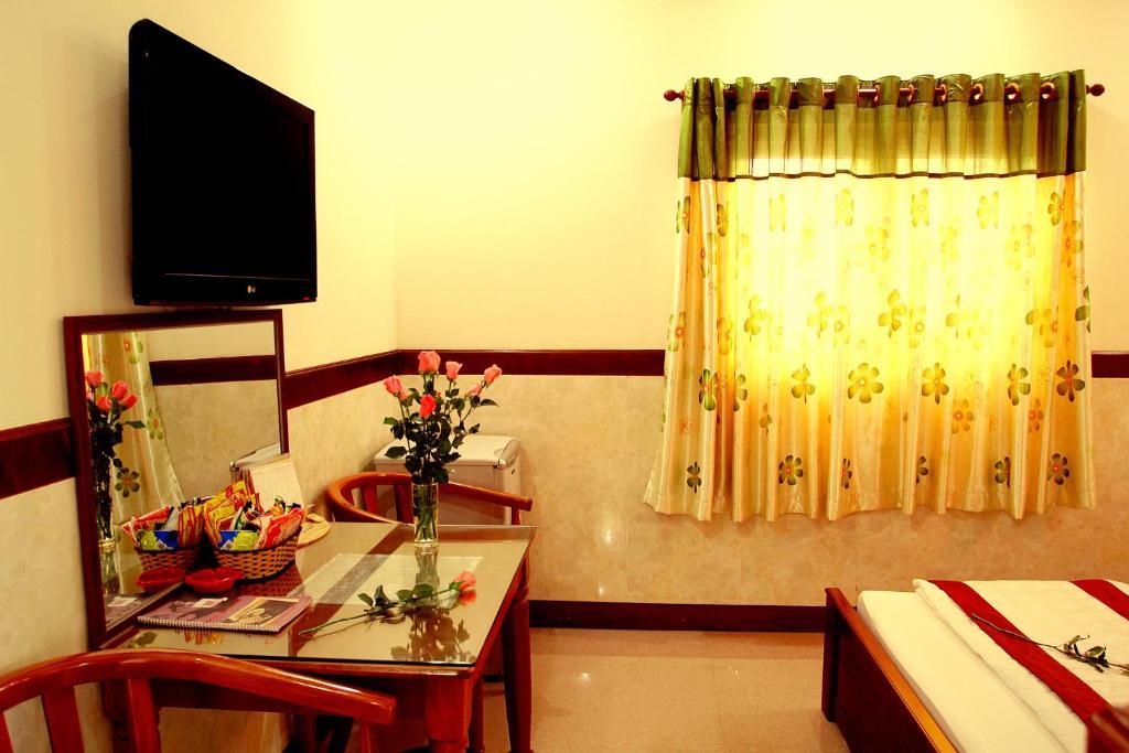 Ha Oanh 2 Hotel Ho Chi Minh City Room photo